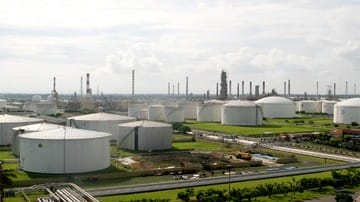 Harga Minyak Dunia Lesu usai Libur Natal