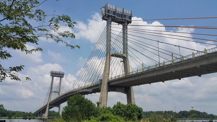 Pencuri Kabel Listrik Jembatan Siak Bak Film Action, Begini Ceritanya...