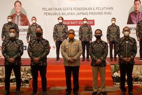 Para Pengusaha Ini Lirik Potensi Pelepah dan Lidi Sawit