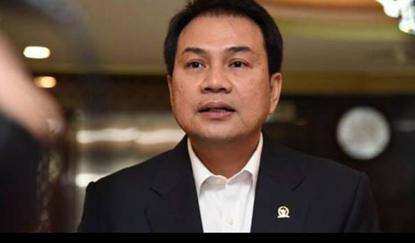 KPK Geledah Ruang Kerja Wakil Ketua DPR Azis Syamsuddin