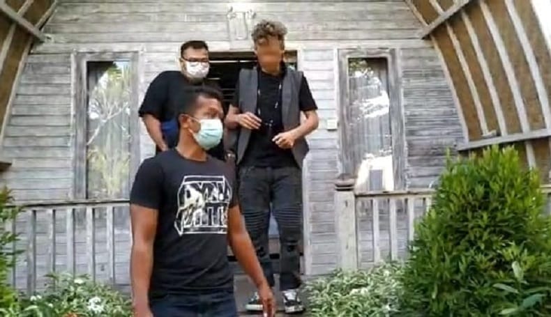 Buset, Bule Ini Buka Kelas Orgasme Berkedok Yoga di Ubud