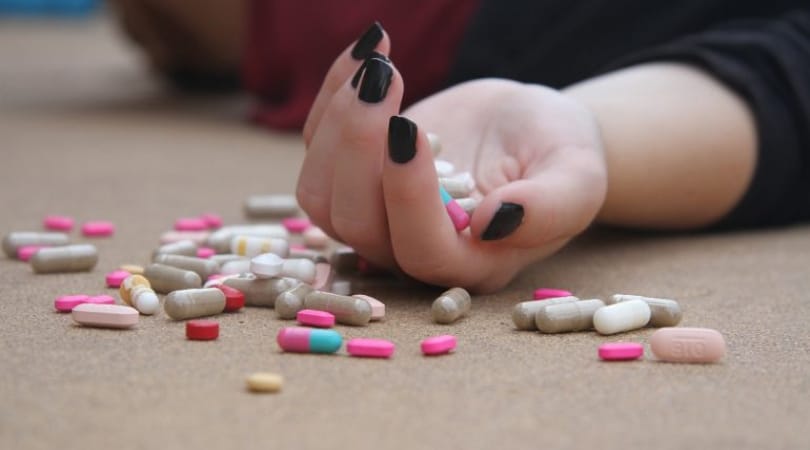 Malu Diarak Telanjang Keliling Desa, Perempuan ini Bunuh Diri