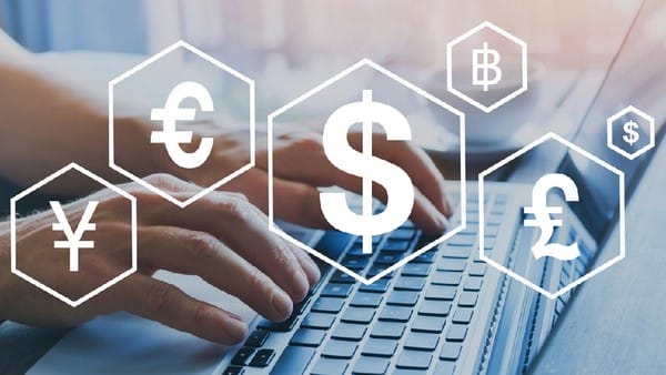 Bukan Jadi Babi Ngepet, Ini Cara Hasilkan Duit Hanya Duduk di Rumah