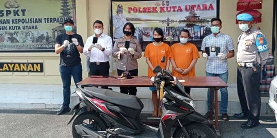 Dua Waria Jeni dan Rida Ditangkap Usai Curi HP Milik Warga Asing