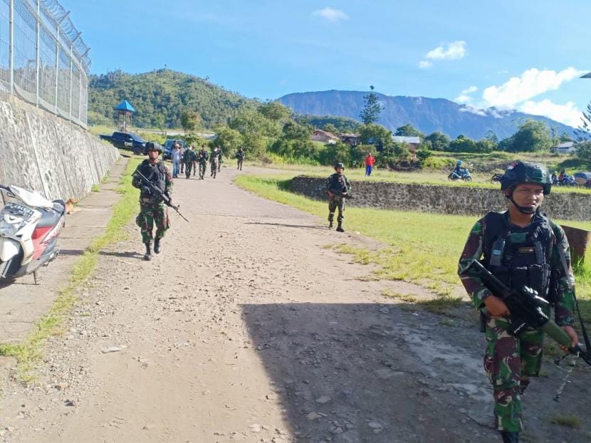 Briptu Mario Gugur Dikeroyok 6 KKB, 3 Senjata Hilang