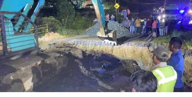 Jalan Sumbar-Riau Putus Akibat Gorong-gorong Rusak Diterjang Banjir