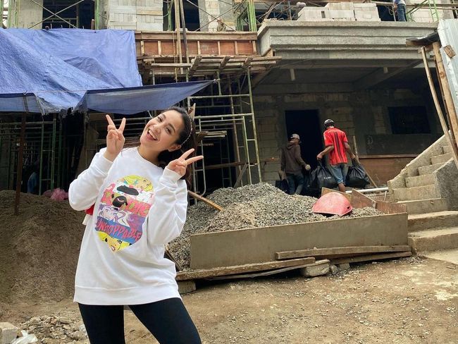 dr Lois Sebut Nagita Slavina Bakal Jadi Janda Kembang, Auto Diserang Netizen