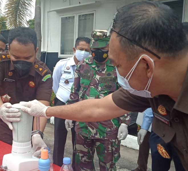 Kejari Siak Musnahkan Barang Bukti Kejahatan Senilai Rp800 Juta