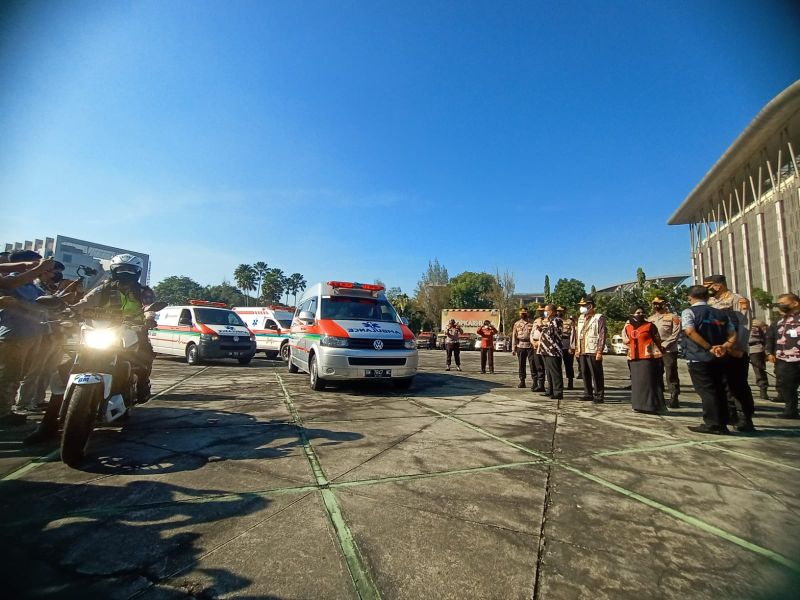 Corona Ngegas di Riau, 60 Ambulance dan 455 Petugas Siap Jemput Warga Isoman