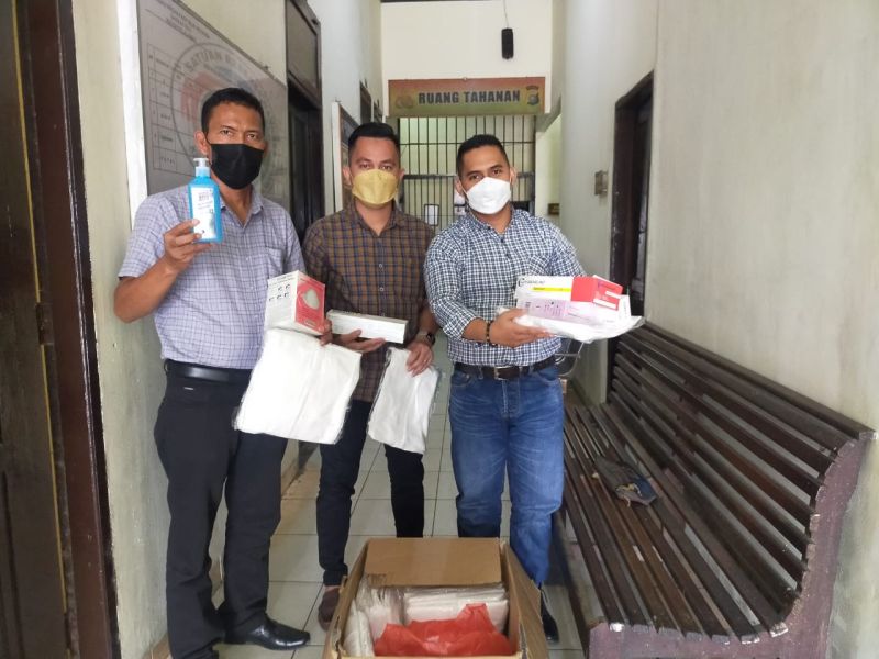 Bantuan ke Zona Merah Dititipkan di Kantor Polisi