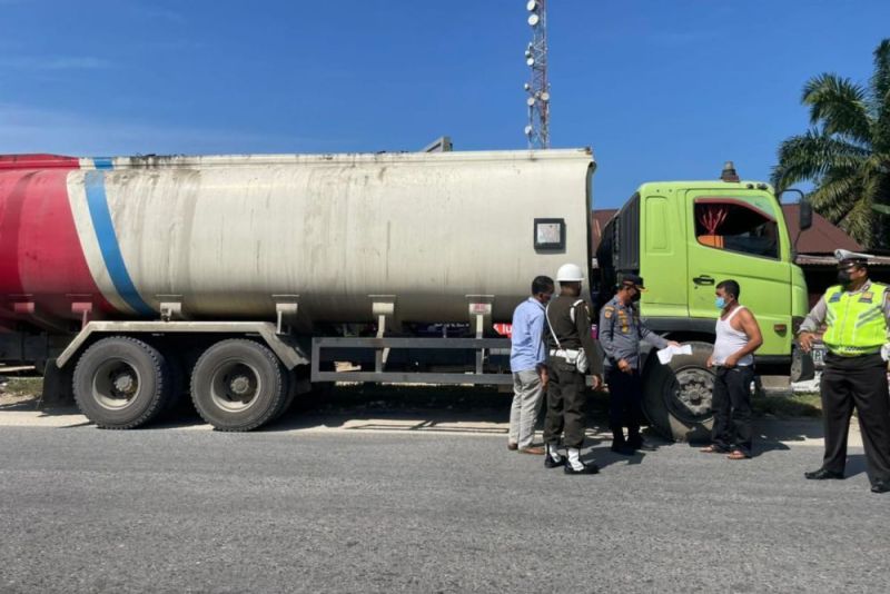 Razia ODOL di Riau, 92 Truk Ditilang Selama Tiga Hari