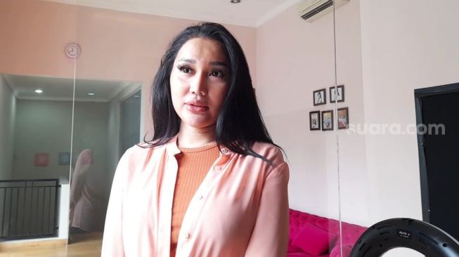 Lucinta Luna Cerita Pernah Jual Diri, Pasang Tarif Mulai dari Rp 5 Juta