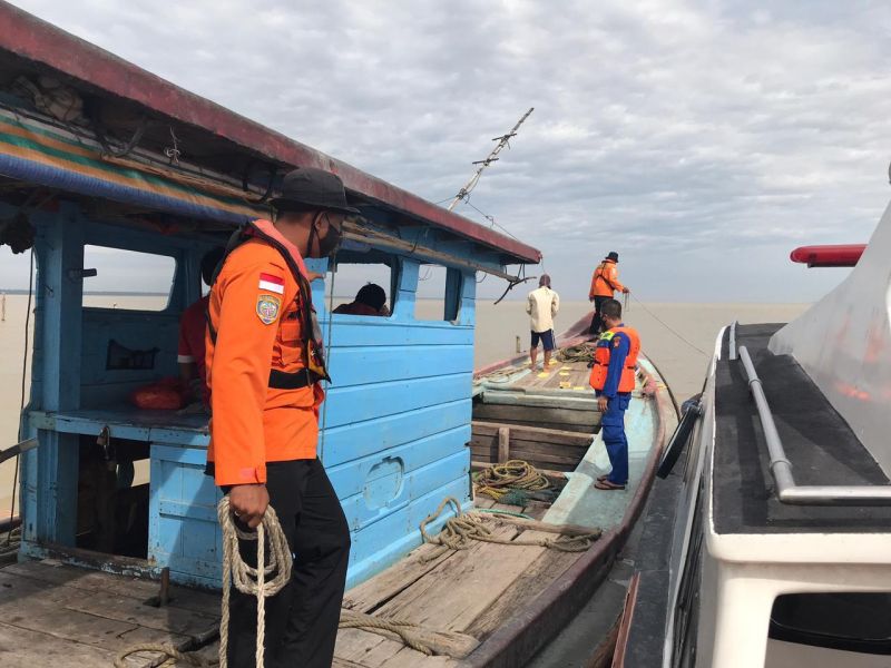 Tenggelam di Sungai, Nelayan di Rohil Dalam Pencarian Tim SAR