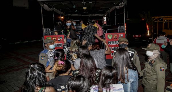 Puluhan Pasangan Kena Razia di Hotel, Ada Alat Kontrasepsi