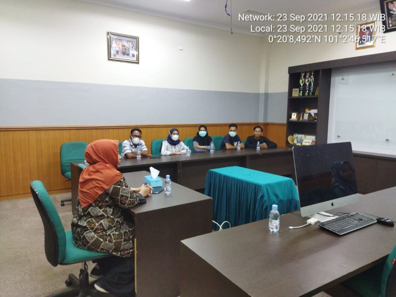 Belasan Anak Petani Sawit Dapat Bantuan UKT