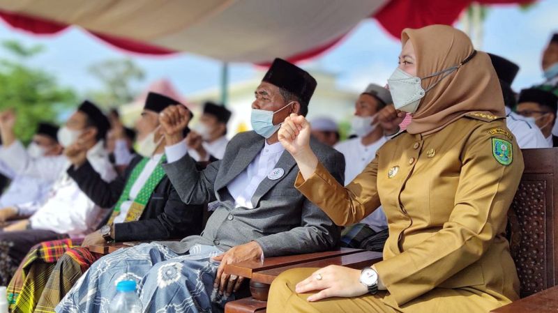 Hari Santri, Rezita Sampaikan 