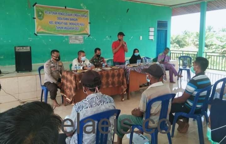 Petani Daerah Ini Dapat Pelatihan Limbah Ternak Jadi Pupuk