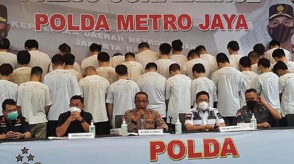 Hati-hati Kalau Diajak Phone Sex, Pelaku Ancam Sebar Foto Bugil Korban