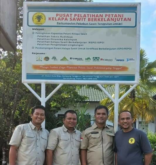 Petani Sawit Harus Diberdayakan, Bukan Diperdaya dalam Rantai Pasok