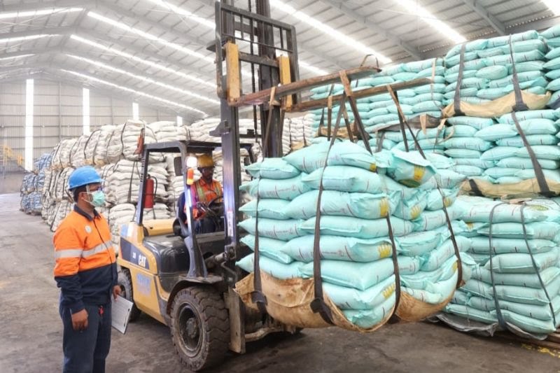 Perusahaan Kampanyekan Pemupukan Berimbang ke Petani Sawit