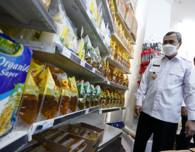 Gubernur Riau Pastikan Minyak Goreng Murah Tersedia