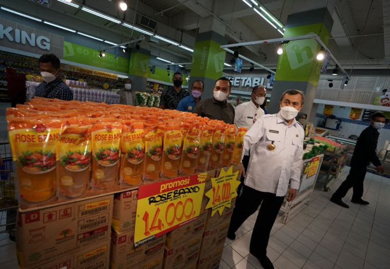 Gubernur Riau Cek Kuota Minyak Goreng Supaya Tidak Langka