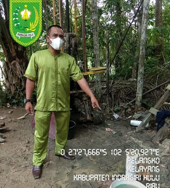 Semburan Gas dari Pipa Sumur Bor Bikin Geger Warga Inhu