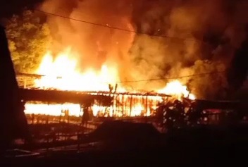 Taman Wisata Asia Farm Terbakar
