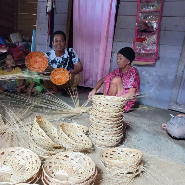 Begini Upaya Samade Perkuat Posisi dan Kualitas Perempuan Pekebun Sawit