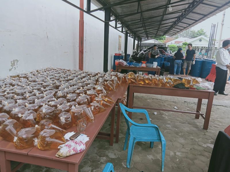 Ratusan Jemaat HKBP Terima Migor Curah Berkualitas