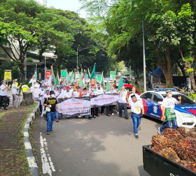 Petani Juga Minta Tak Ada Perbedaan Harga Sawit