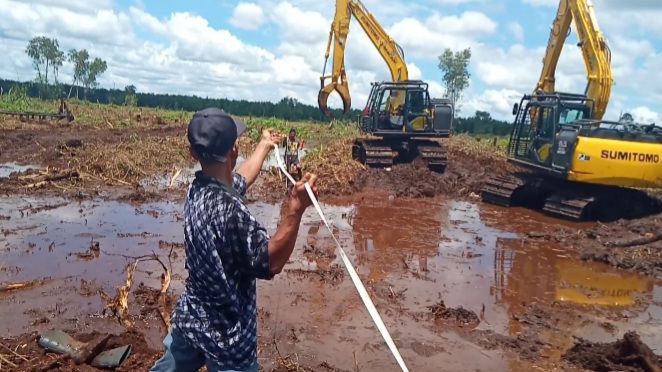PT Arara Abadi Diduga Serobot Kebun Sawit Masyarakat