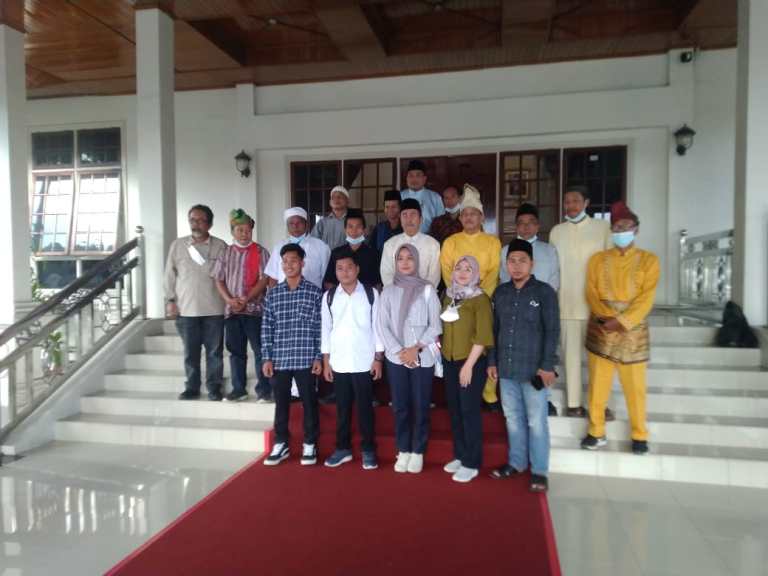 Lelah Kejar-kejaran dengan Petugas, Suku Talang Mamak Minta ini