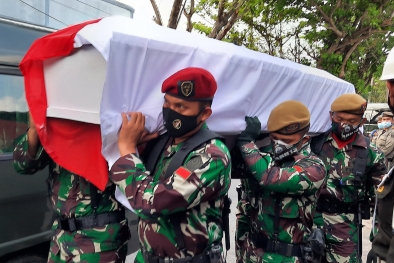 Prajurit TNI Gugur di Poso Dimakamkan di Riau