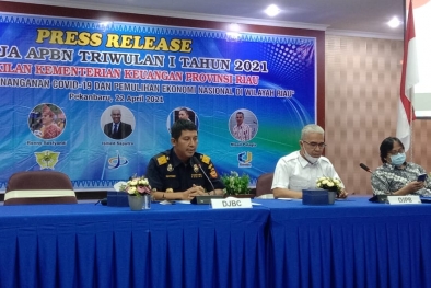 DJBC Riau Amankan 6,7 Juta Rokok Ilegal