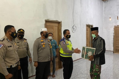 Ikut Berduka, Kapolres Kunjungi Keluarga Korban Nanggala-402 di Bungaraya