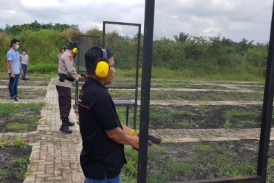 Letuskan Senpi Dibelakang Mapolres Siak, Azmi Bilang Gini