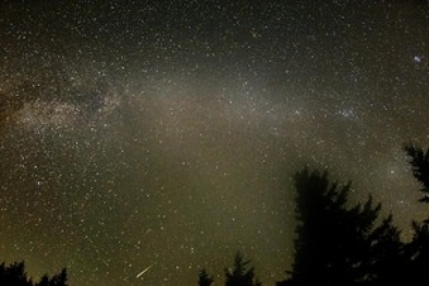 Hujan Meteor Ariteid Bisa Dilihat di Langit RI 7 Juni