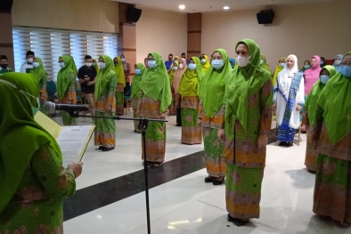 Bupati Terpilih Inhu Dilantik Jadi Ketua Muslimat NU