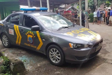 ODGJ Mengamuk, Kaca Mobil Patroli Polisi Remuk
