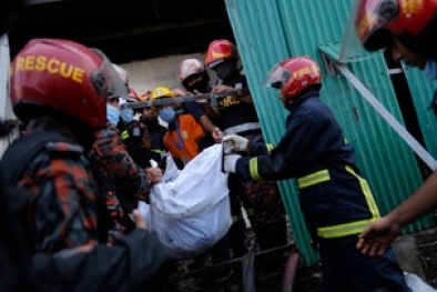 Pabrik Jus Terbakar, 52 Orang Tewas