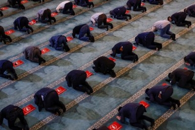 Salat Id di Rumah dan Sembelih Hewan Kurban di RPH Demi Kurangi Risiko