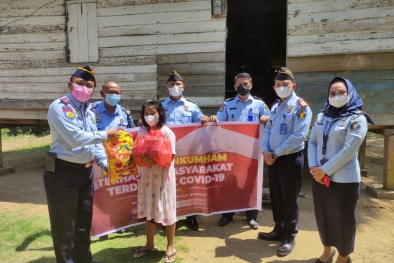 Warga Terdampak Covid-19 Dapat Bantuan dari Kemenkumham