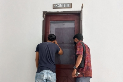 Bahas PT DSI, DPRD Siak Rapat Tertutup dengan Pemkab