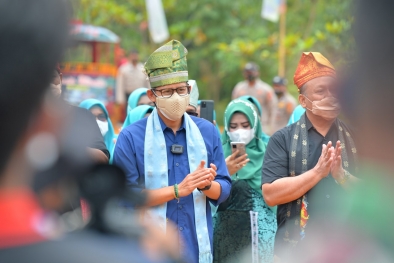 Sandi Ingin Pulau Rupat Jadi Beranda Terdepan Pariwisata Indonesia