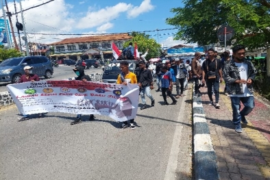 Tuntutan Pengendalian Harga Migor juga Bergema dari Timur