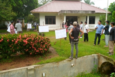 Buruh Tuntut THR, Perusahaan Tawarkan Uang Pisah
