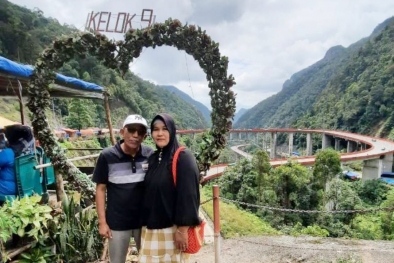 Dua Tahun Menanti, Petani Sawit Ini Akhirnya Berangkat Haji