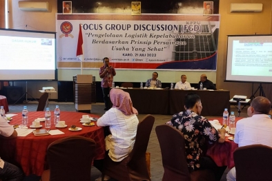 Tarif Ditetapkan Sepihak, Biaya Administrasi Kontainer Dibatalkan