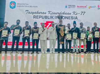 Terbanyak di Indonesia, STD-B Dibagikan untuk 1.000 Persil Kebun Swadaya